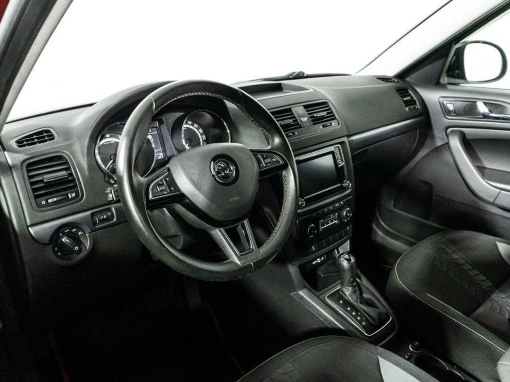 Купить Skoda Yeti с пробегом. Фото: #10