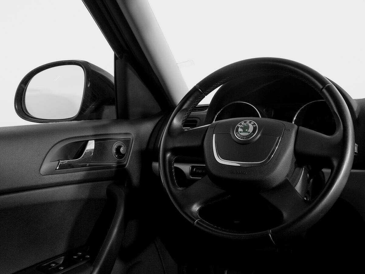 Купить Skoda Yeti с пробегом. Фото: #14
