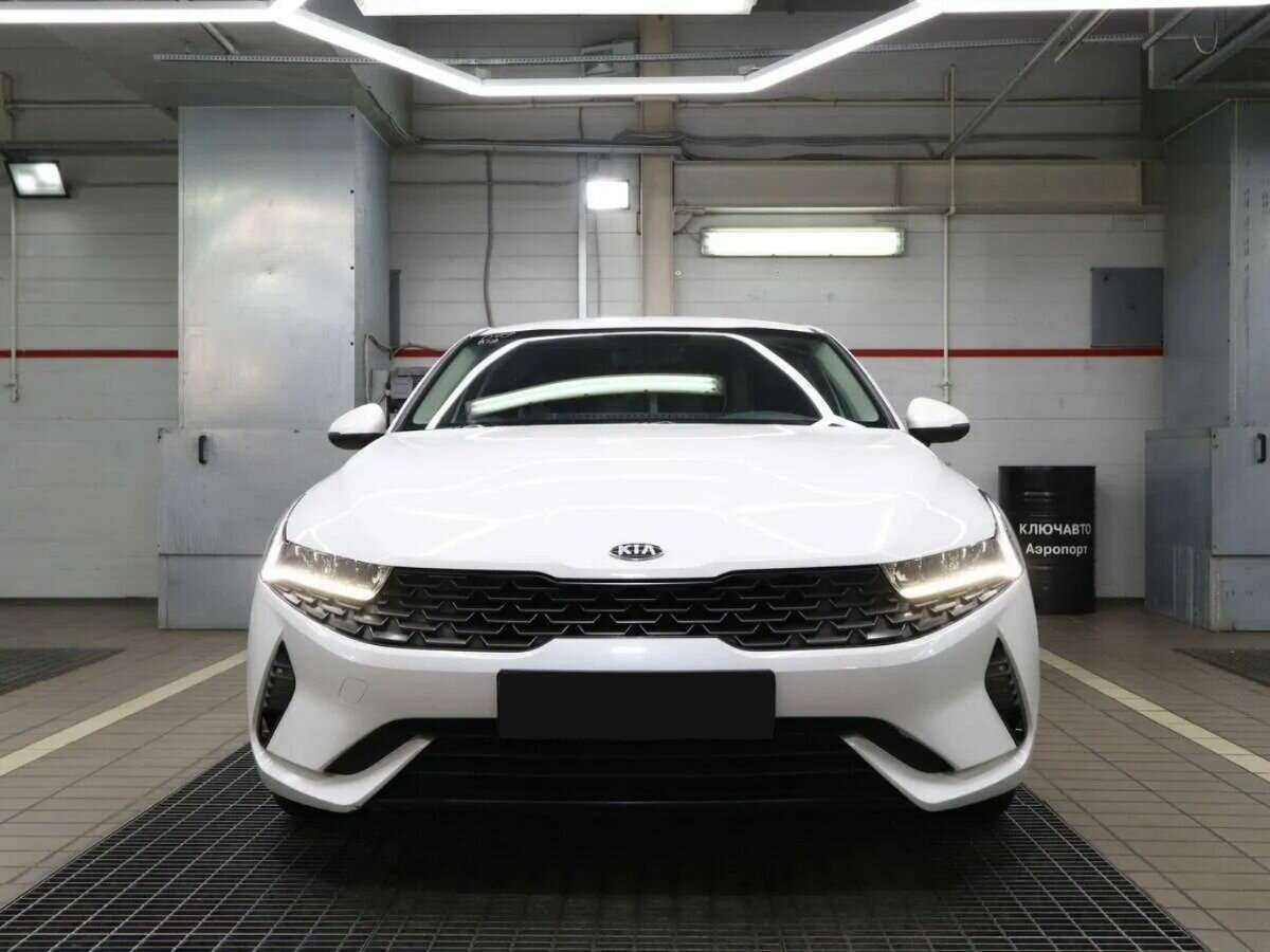 Купить Kia K5 с пробегом. Фото: #2