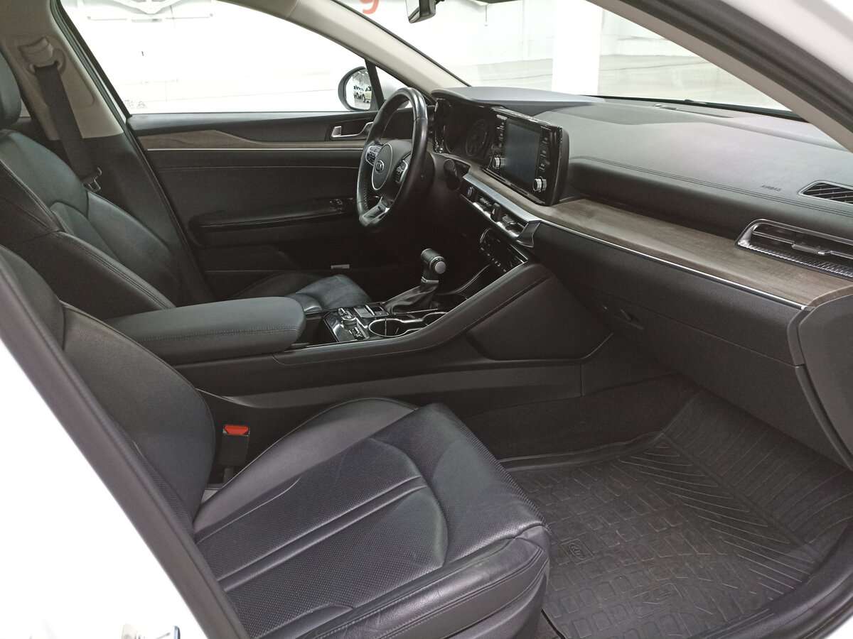 Купить Kia K5 с пробегом. Фото: #10