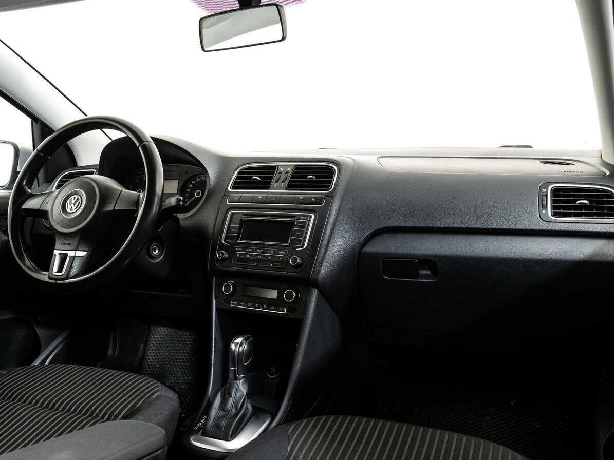Купить Volkswagen Polo с пробегом. Фото: #6