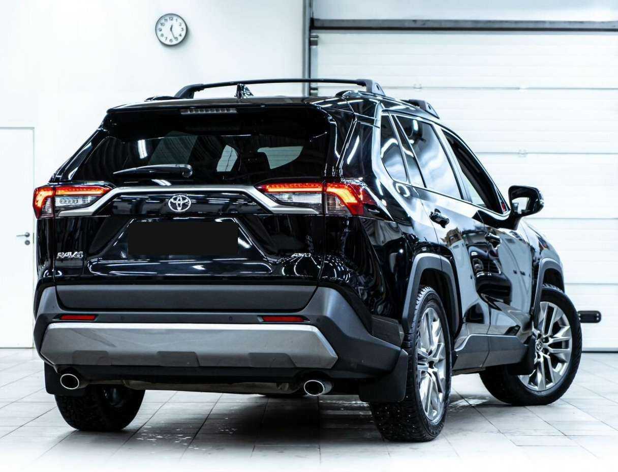Купить Toyota RAV4 с пробегом. Фото: #2