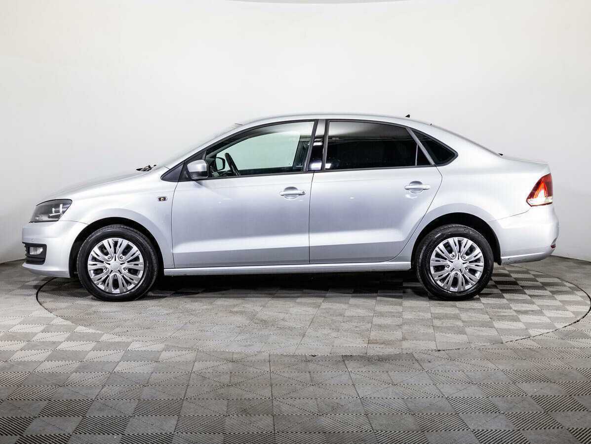 Купить Volkswagen Polo с пробегом. Фото: #7