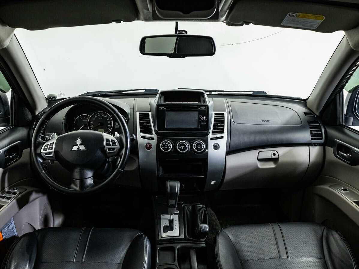Купить Mitsubishi Pajero Sport с пробегом. Фото: #12