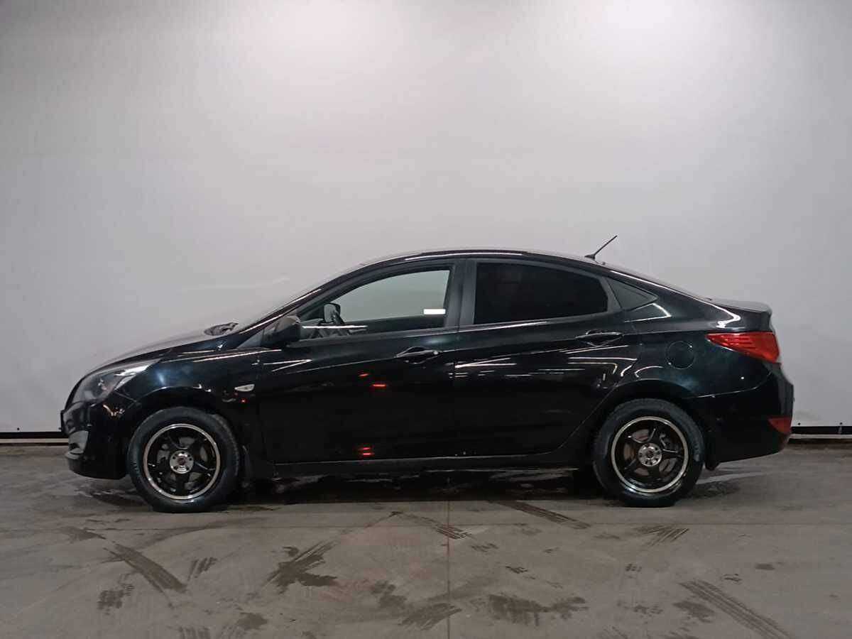 Купить Hyundai Solaris с пробегом. Фото: #7