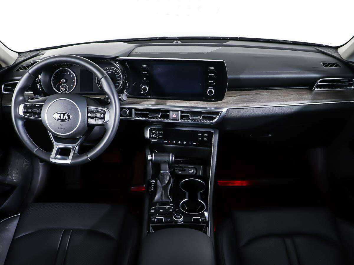 Купить Kia K5 с пробегом. Фото: #10