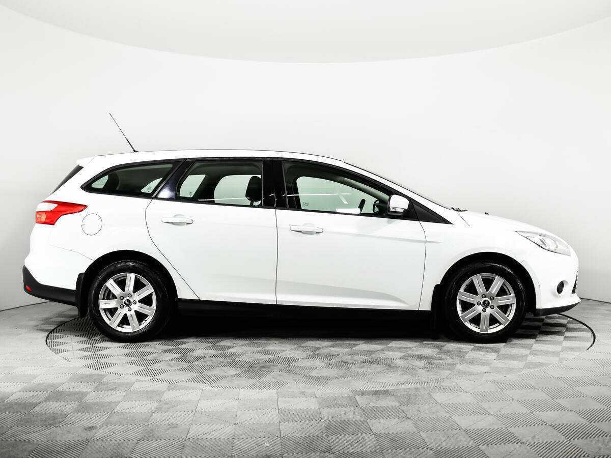 Купить Ford Focus с пробегом. Фото: #3