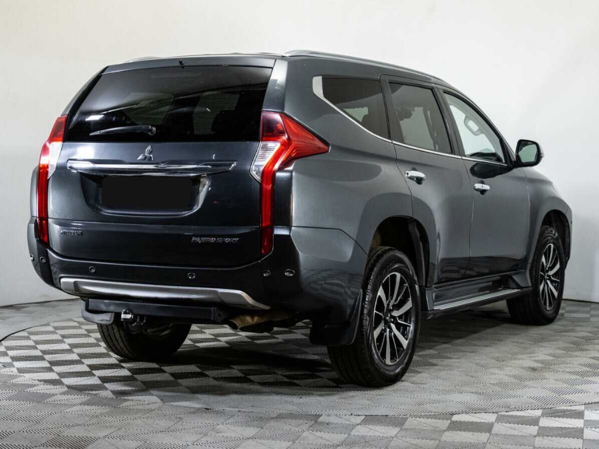 Купить Mitsubishi Pajero Sport с пробегом. Фото: #3