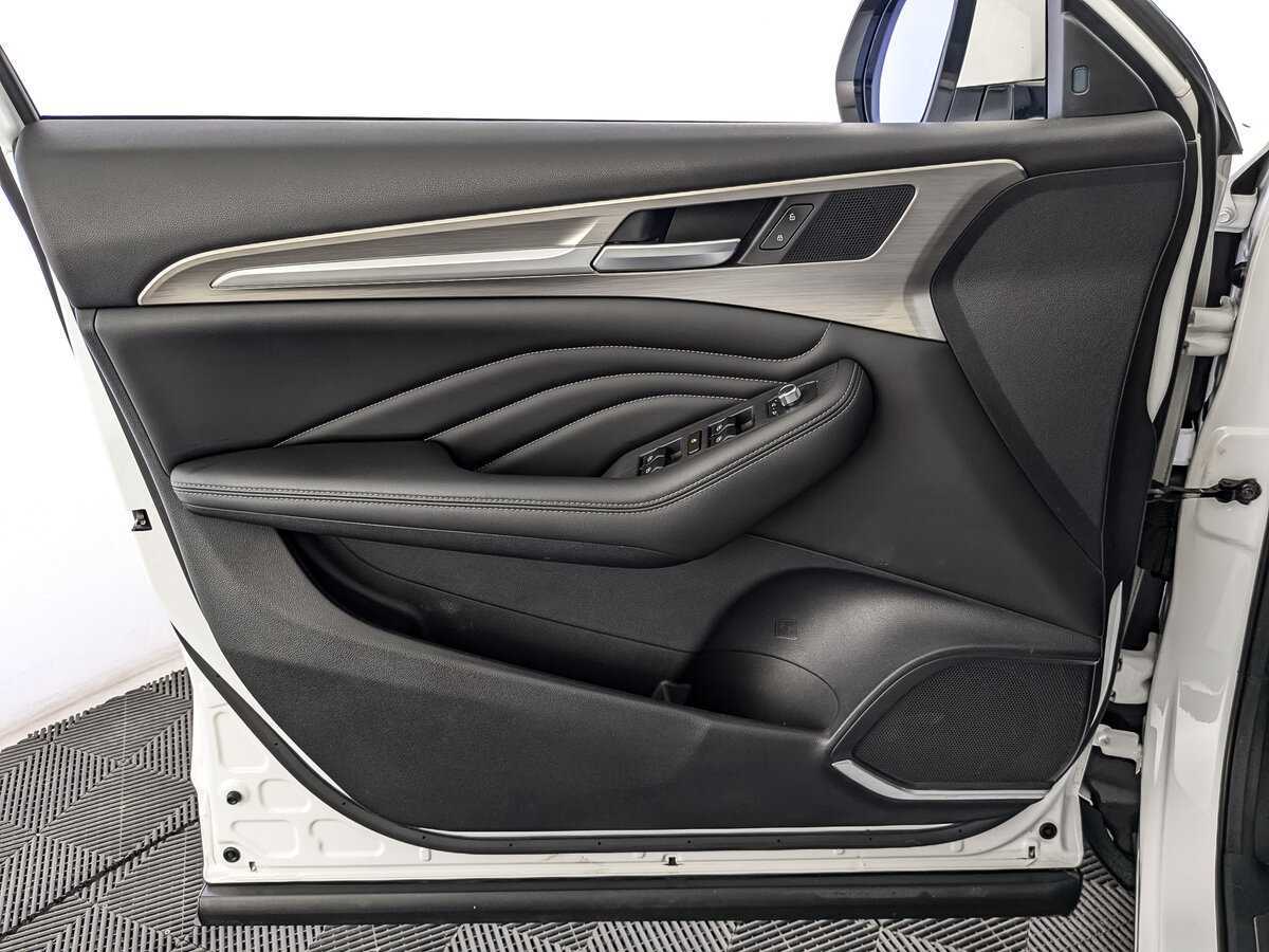 Купить Haval F7 с пробегом. Фото: #11