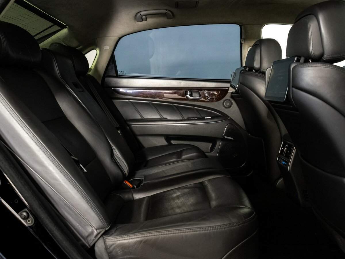 Купить Hyundai Equus с пробегом. Фото: #17
