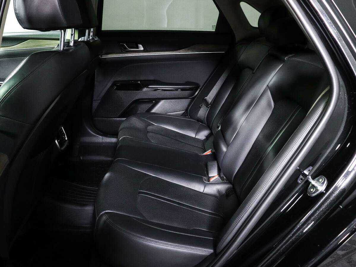 Купить Kia K5 с пробегом. Фото: #7