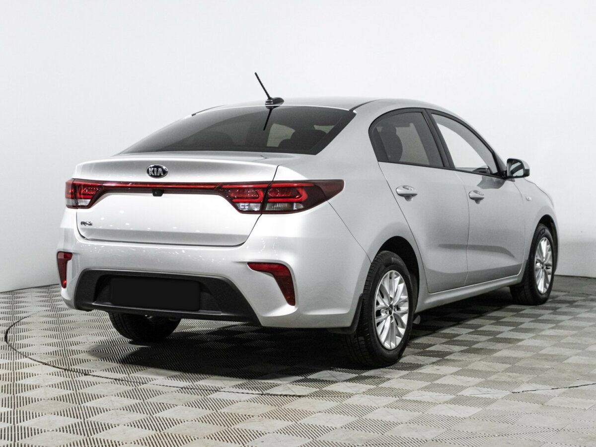 Купить Kia Rio с пробегом. Фото: #4