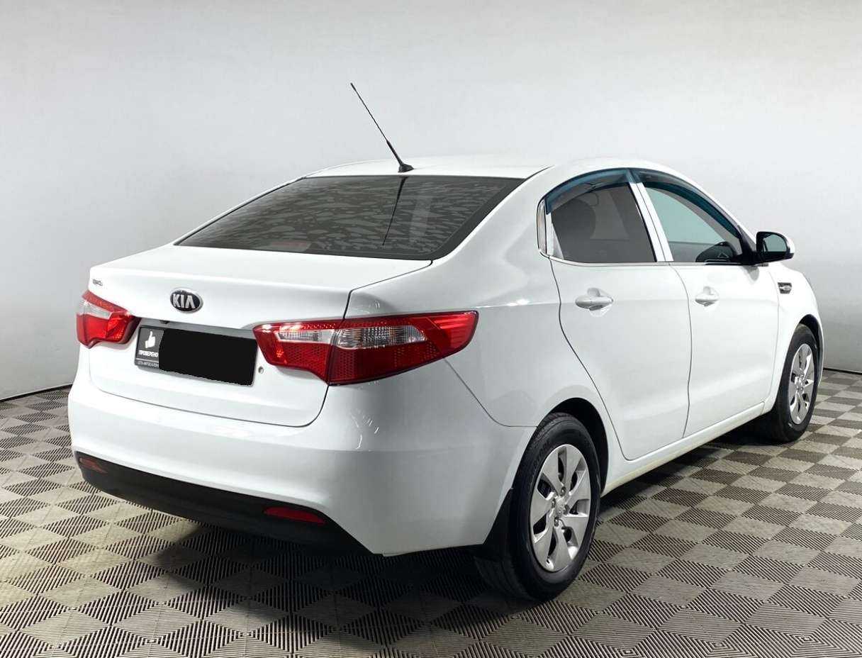 Купить Kia Rio с пробегом. Фото: #4