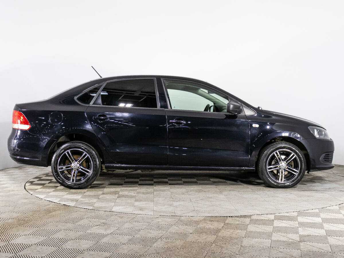 Купить Volkswagen Polo с пробегом. Фото: #3