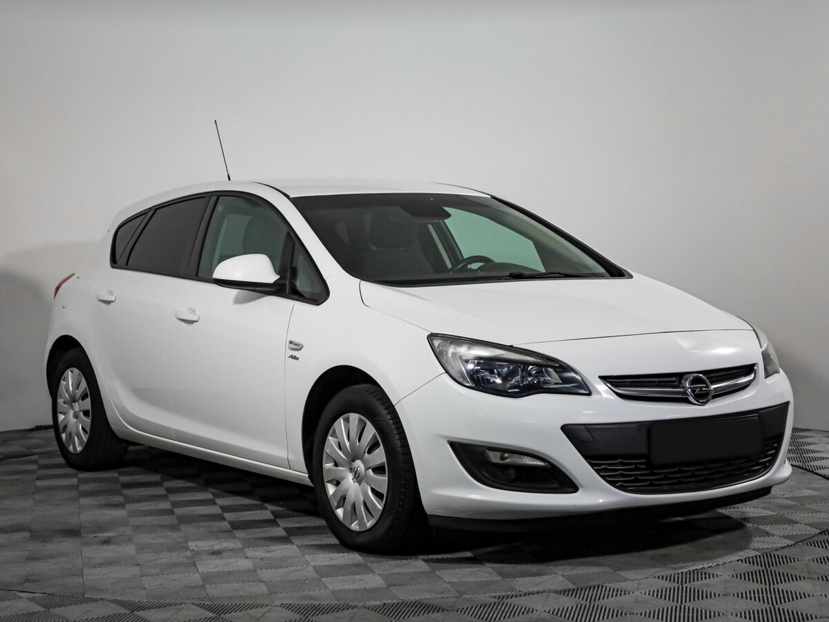 Купить Opel Astra с пробегом. Фото: #2