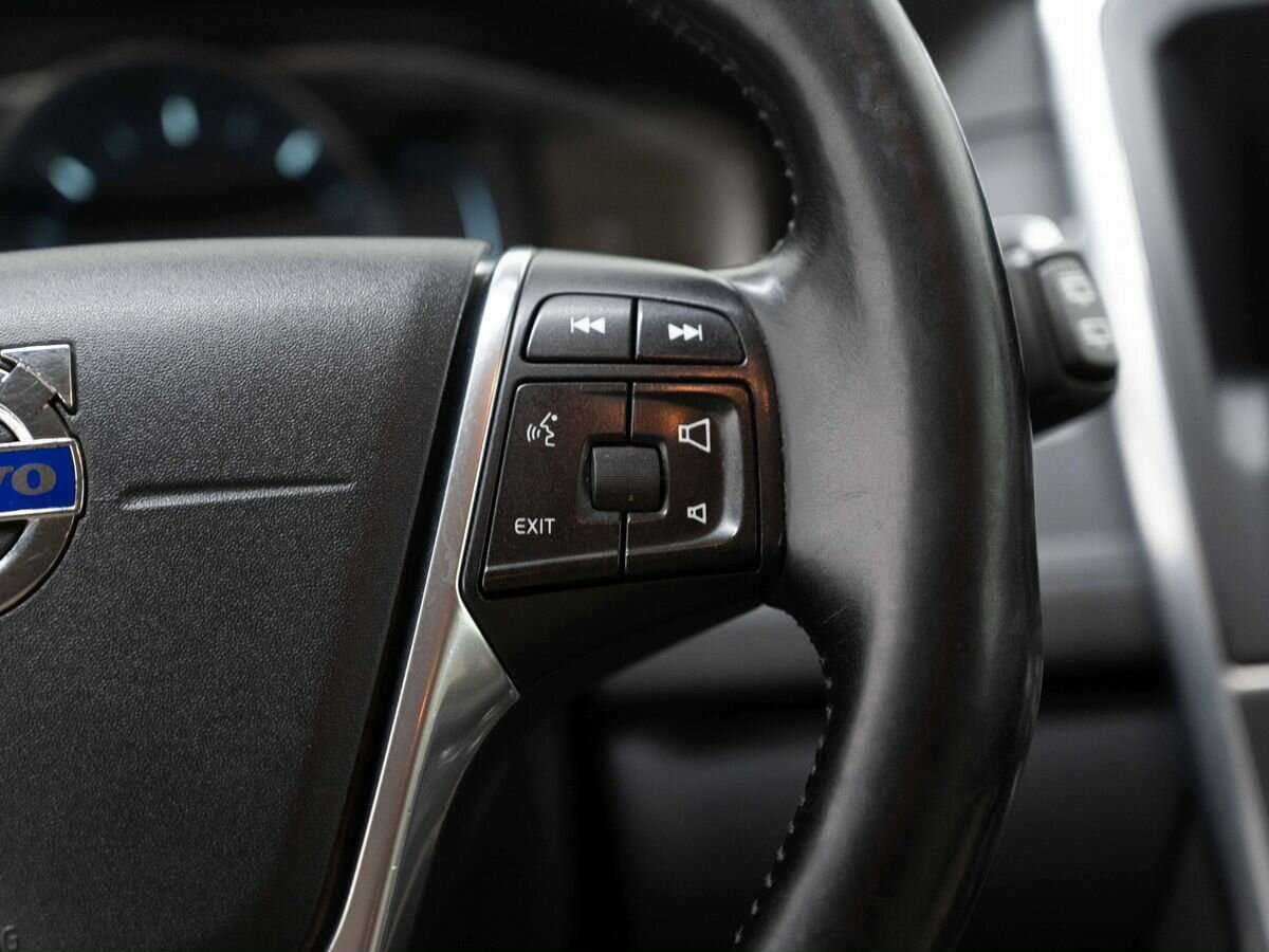 Купить Volvo XC60 с пробегом. Фото: #15