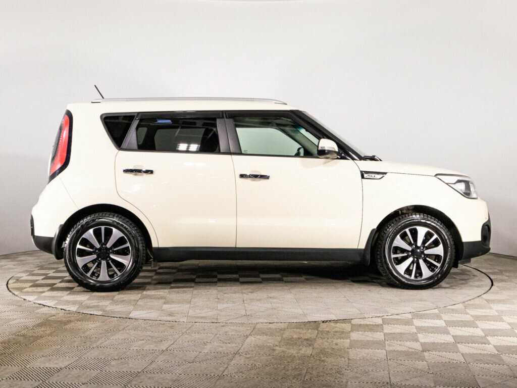 Купить Kia Soul с пробегом. Фото: #3