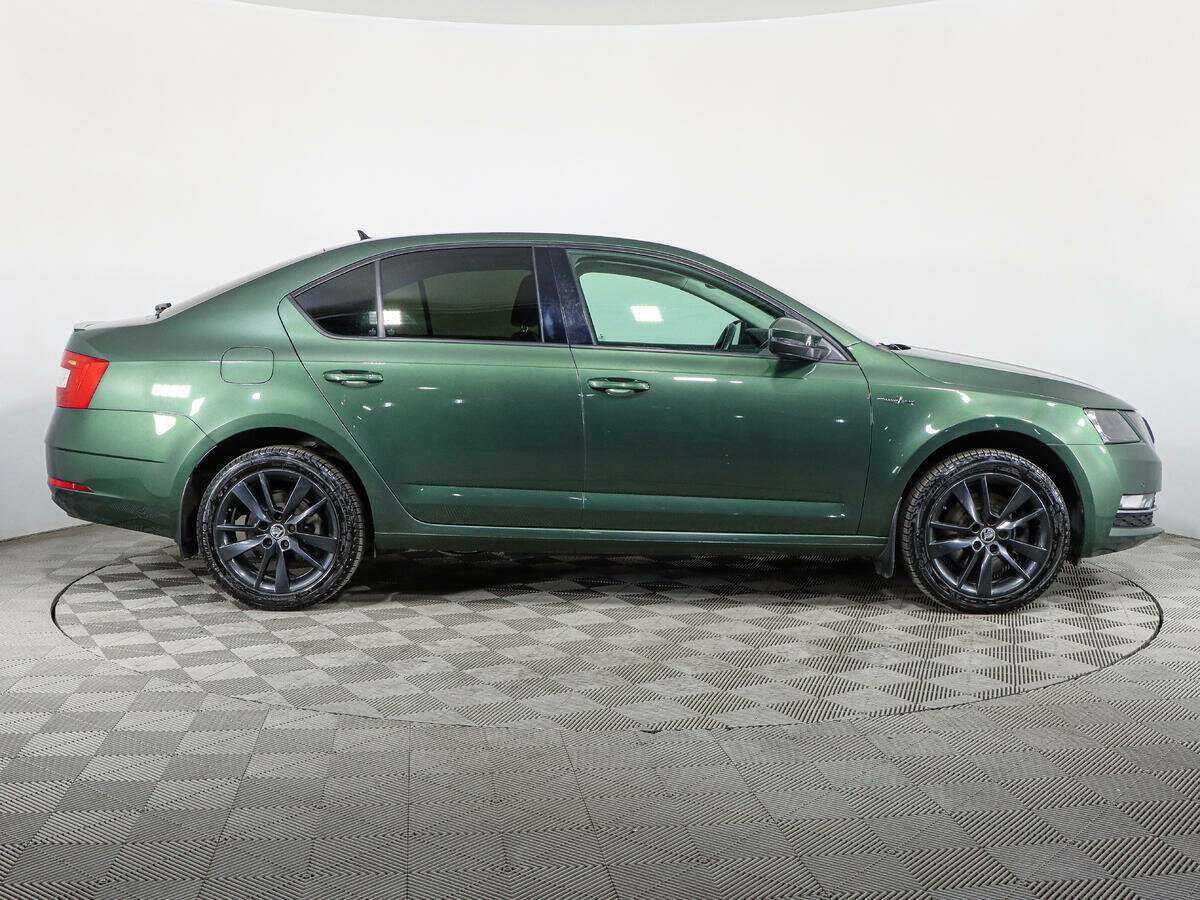 Купить Skoda Octavia с пробегом. Фото: #3