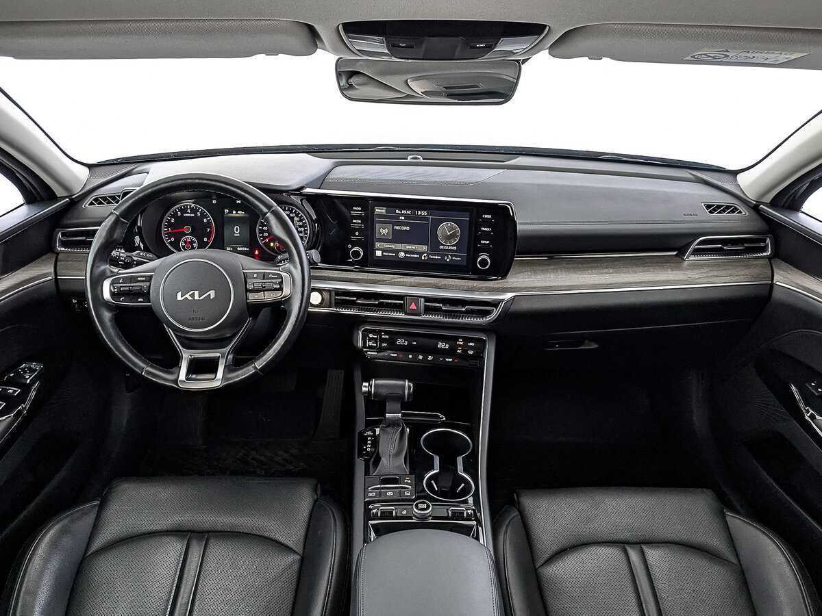 Купить Kia K5 с пробегом. Фото: #13