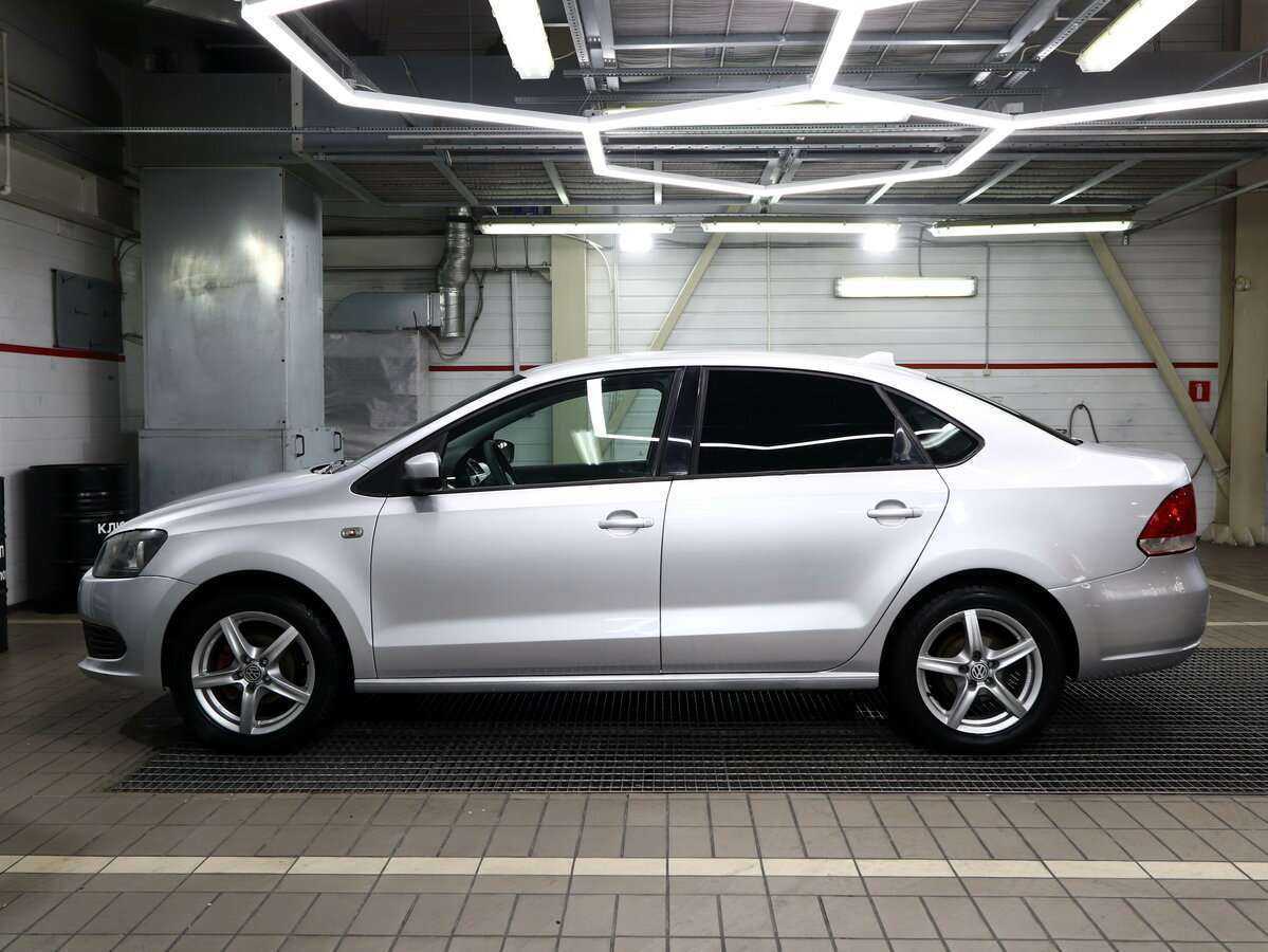 Купить Volkswagen Polo с пробегом. Фото: #4
