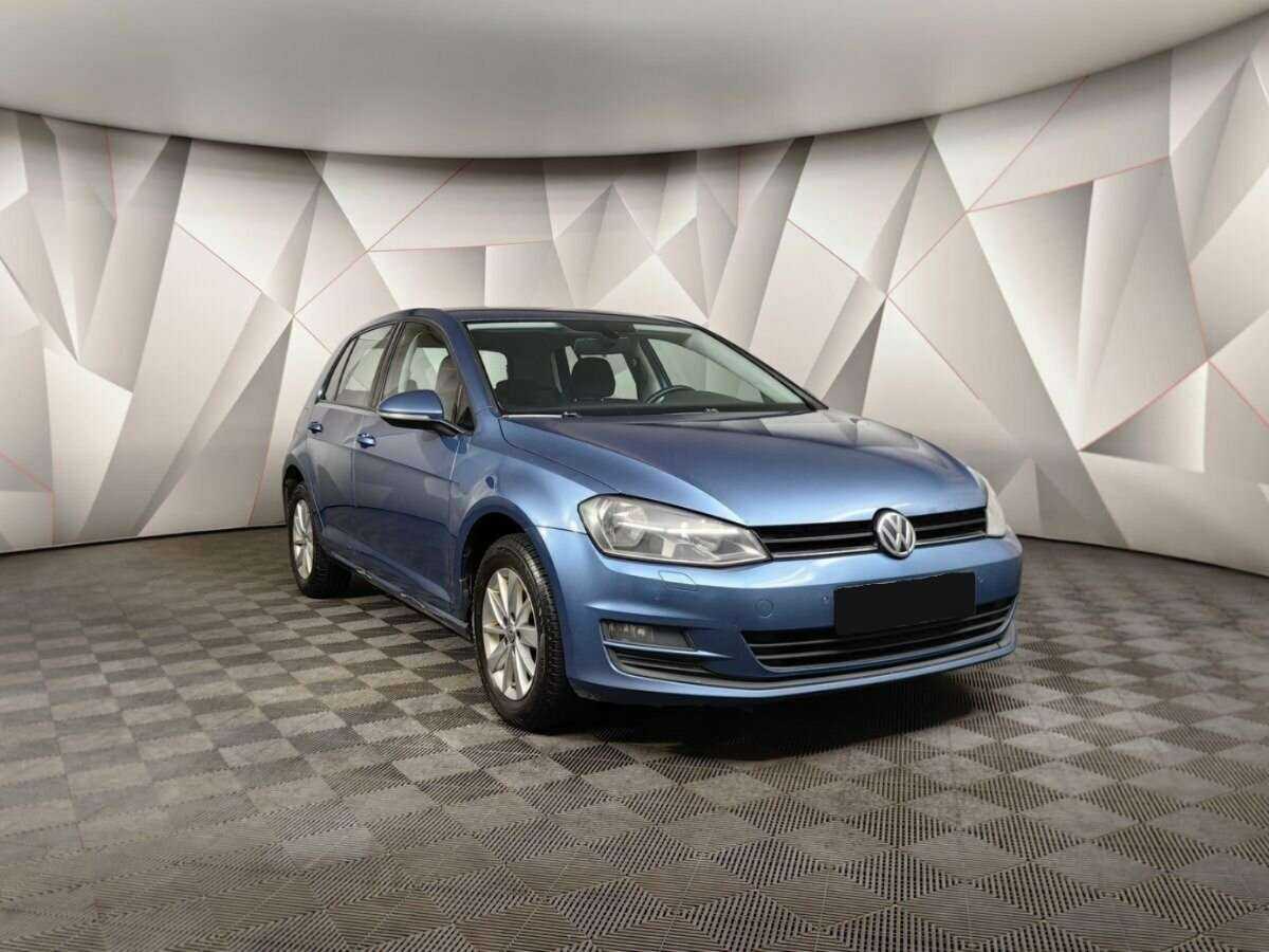 Купить Volkswagen Golf с пробегом. Фото: #2