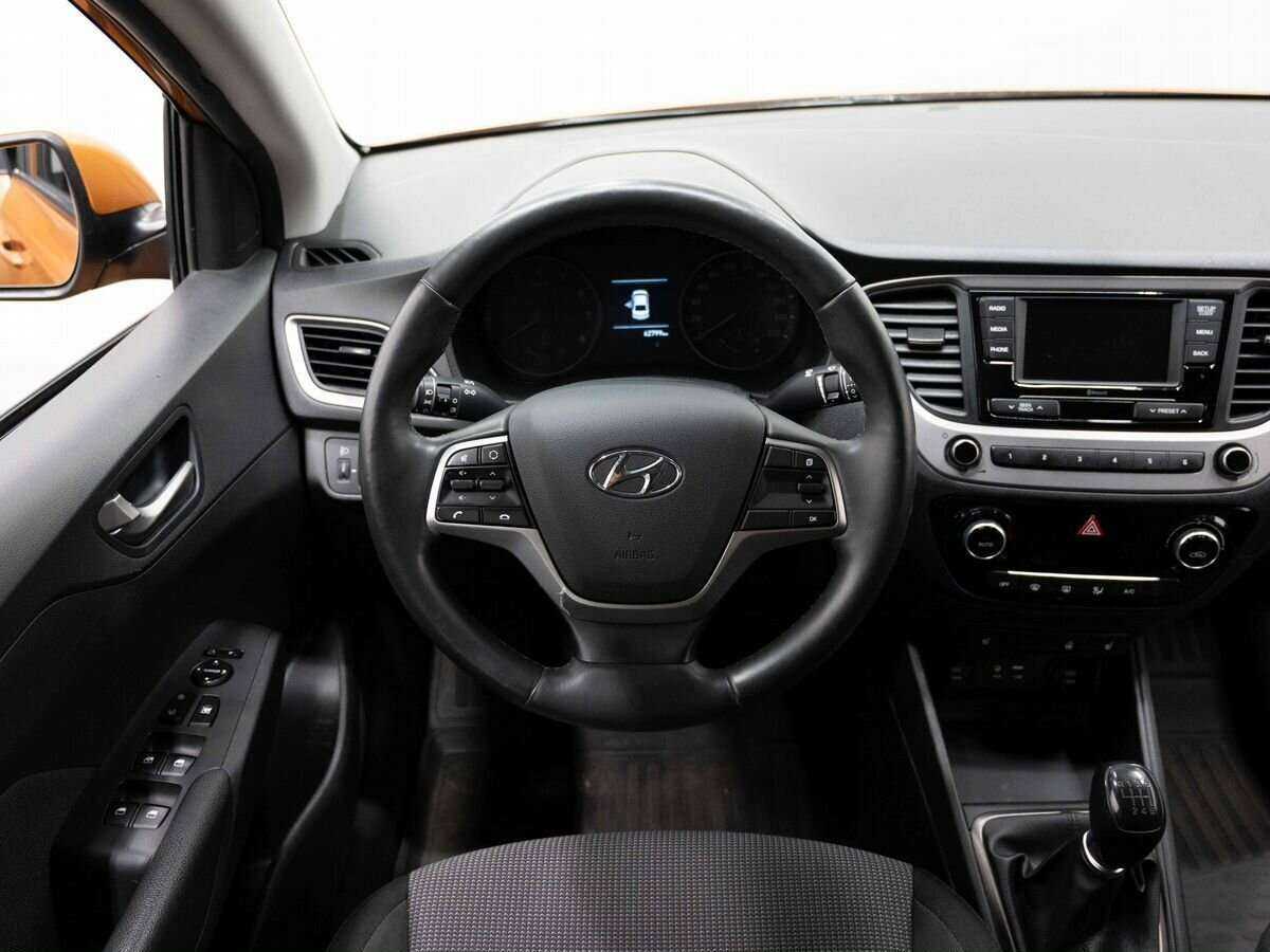 Купить Hyundai Solaris с пробегом. Фото: #13