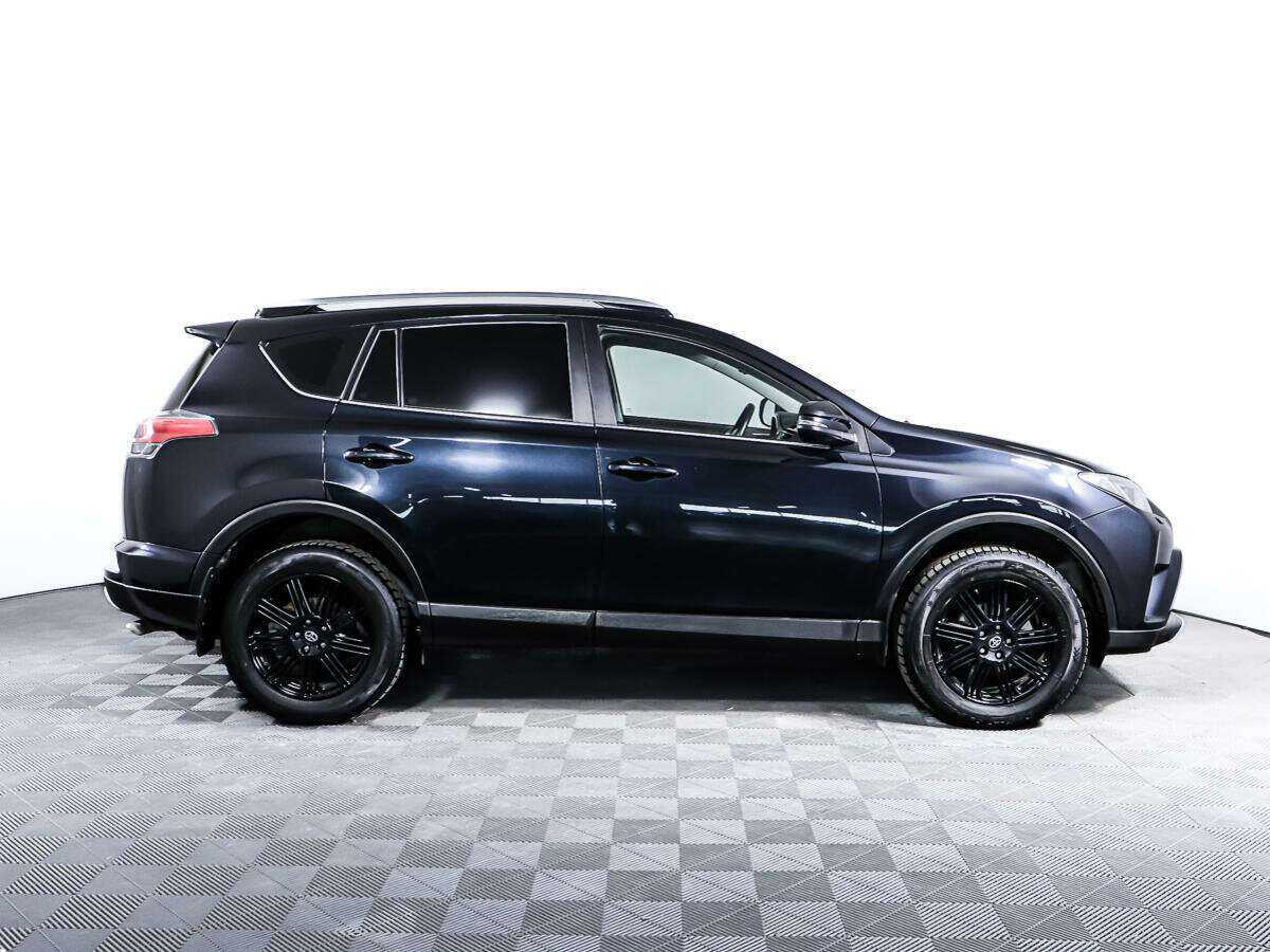 Купить Toyota RAV4 с пробегом. Фото: #3