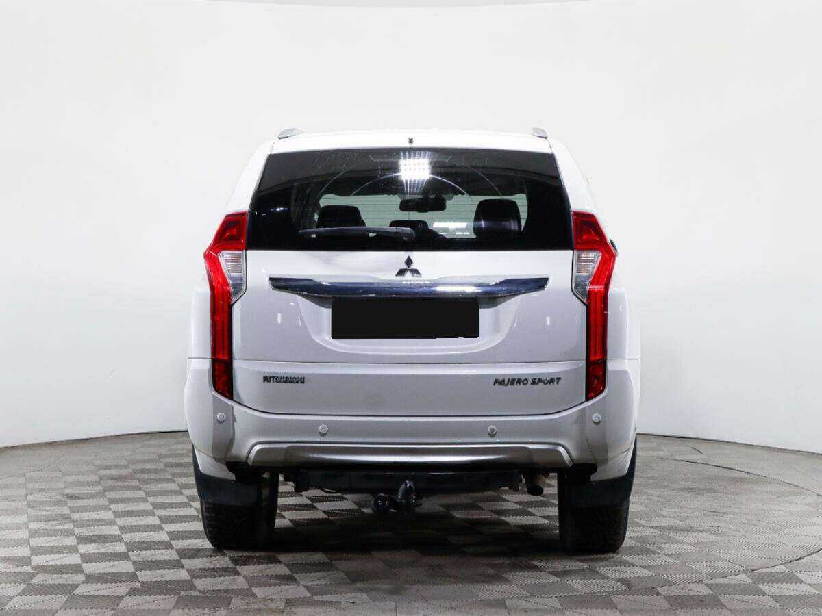 Купить Mitsubishi Pajero Sport с пробегом. Фото: #4