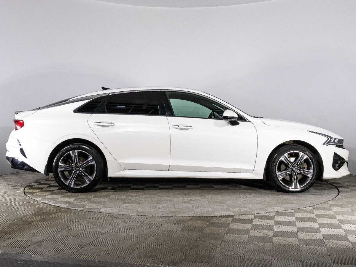 Купить Kia K5 с пробегом. Фото: #3