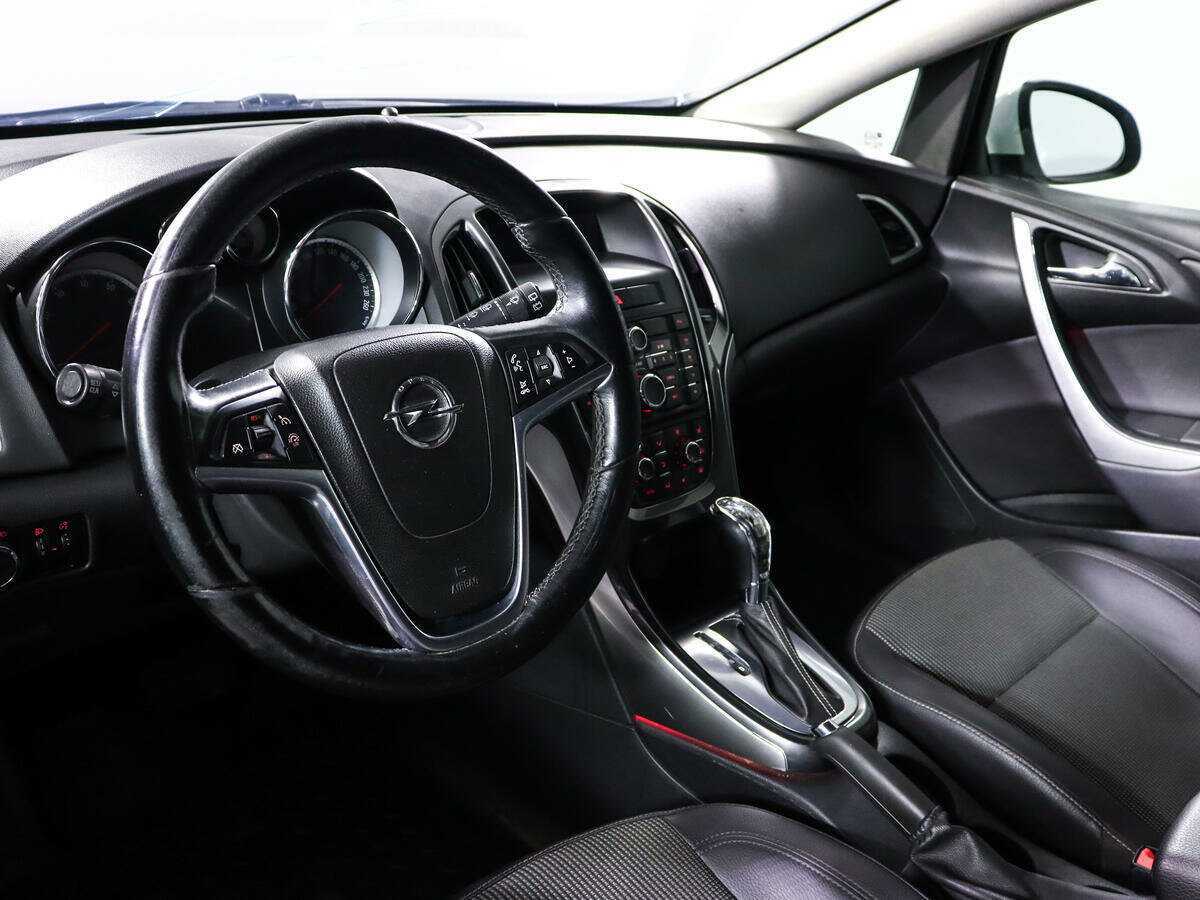 Купить Opel Astra с пробегом. Фото: #11