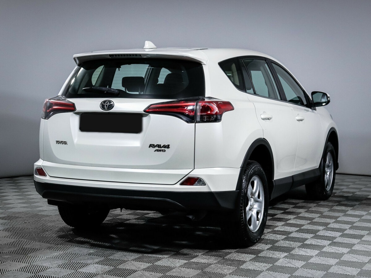 Купить Toyota RAV4 с пробегом. Фото: #4