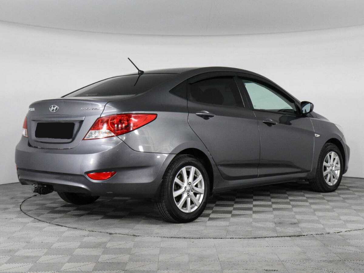 Купить Hyundai Solaris с пробегом. Фото: #4