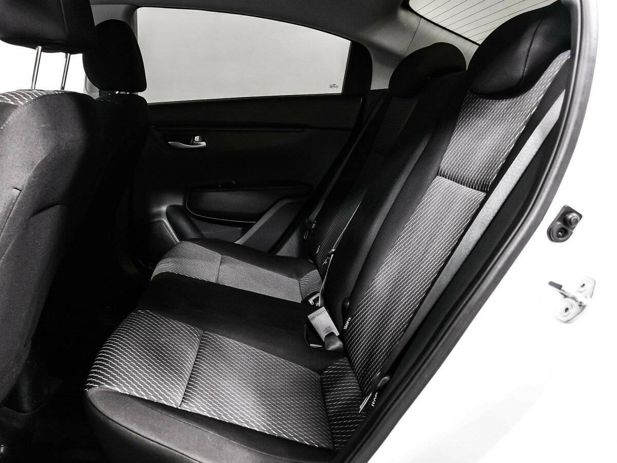Купить Kia Rio с пробегом. Фото: #10