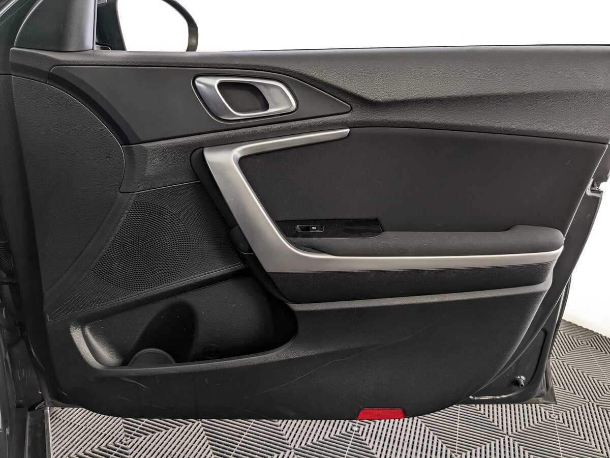 Купить Kia XCeed с пробегом. Фото: #20