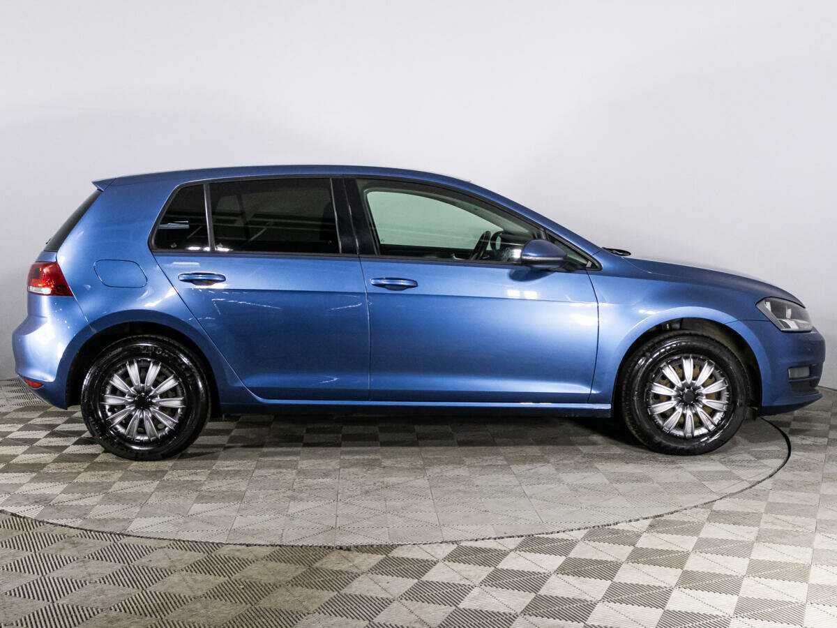 Купить Volkswagen Golf с пробегом. Фото: #3