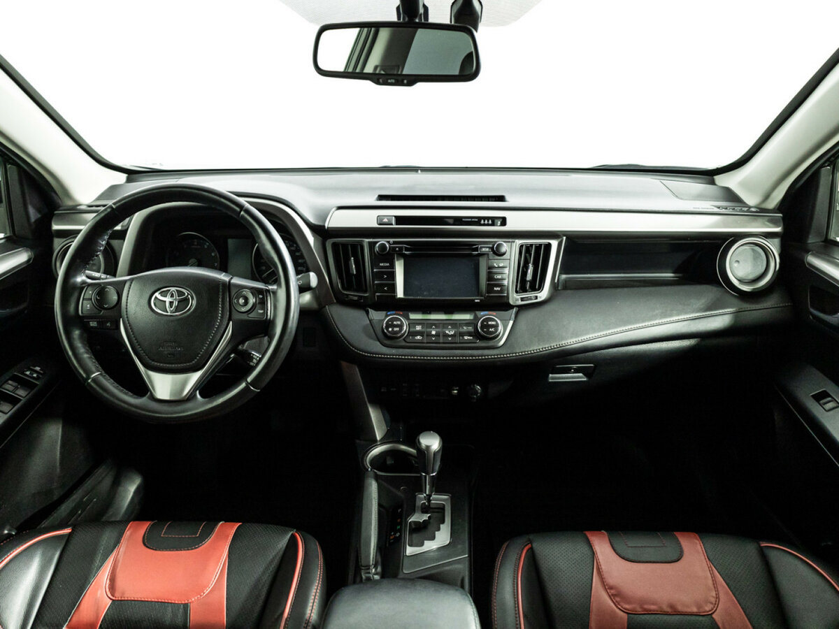 Купить Toyota RAV4 с пробегом. Фото: #12