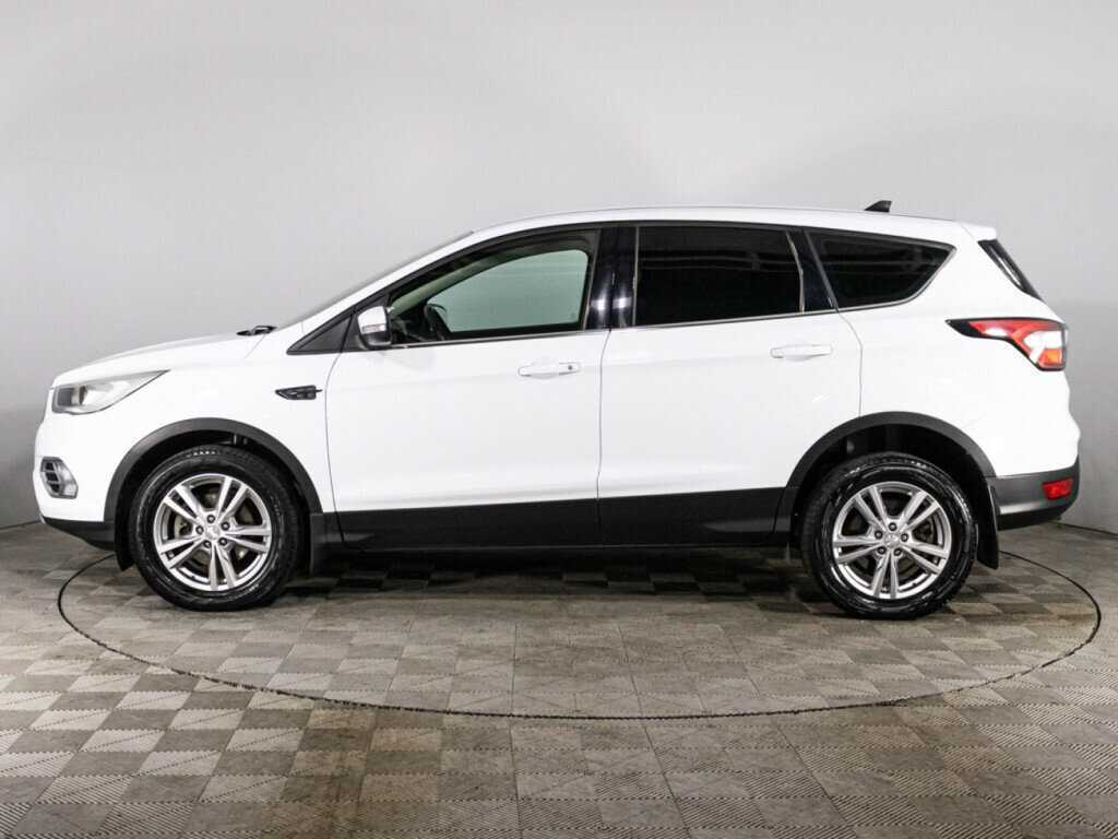 Купить Ford Kuga с пробегом. Фото: #7