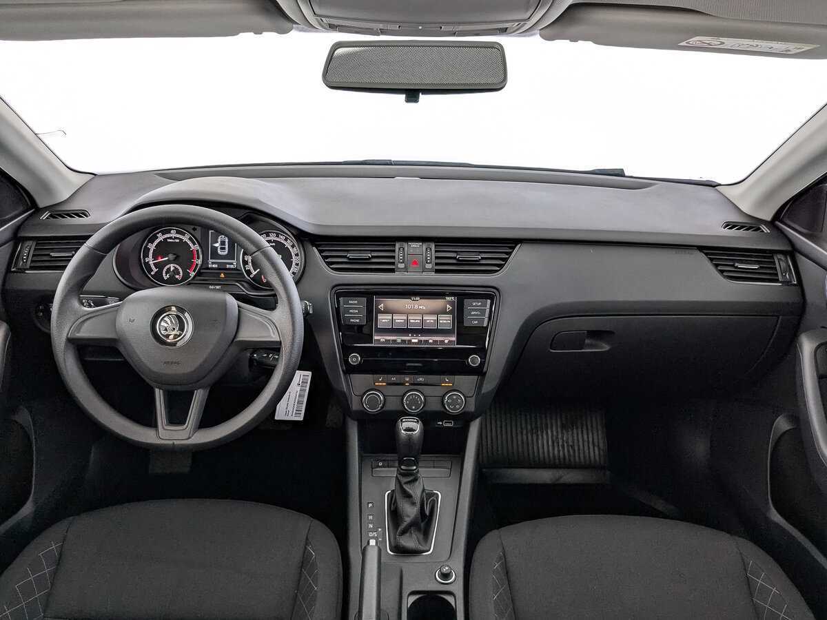 Купить Skoda Octavia с пробегом. Фото: #13