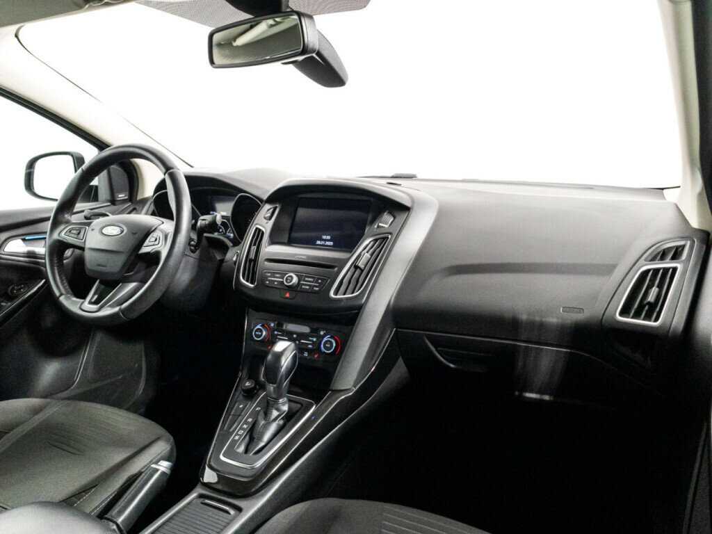 Купить Ford Focus с пробегом. Фото: #8