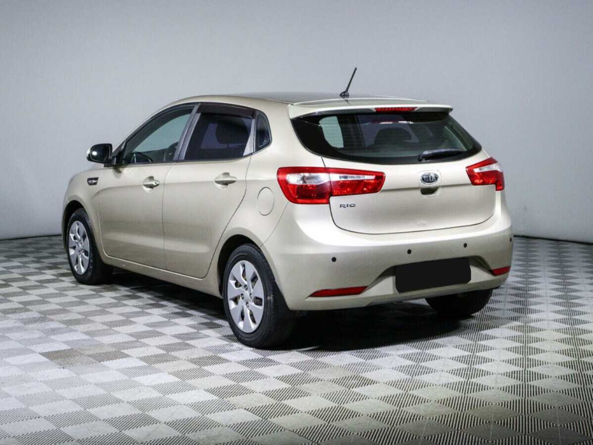 Купить Kia Rio с пробегом. Фото: #5