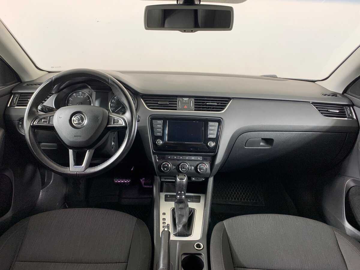 Купить Skoda Octavia с пробегом. Фото: #12