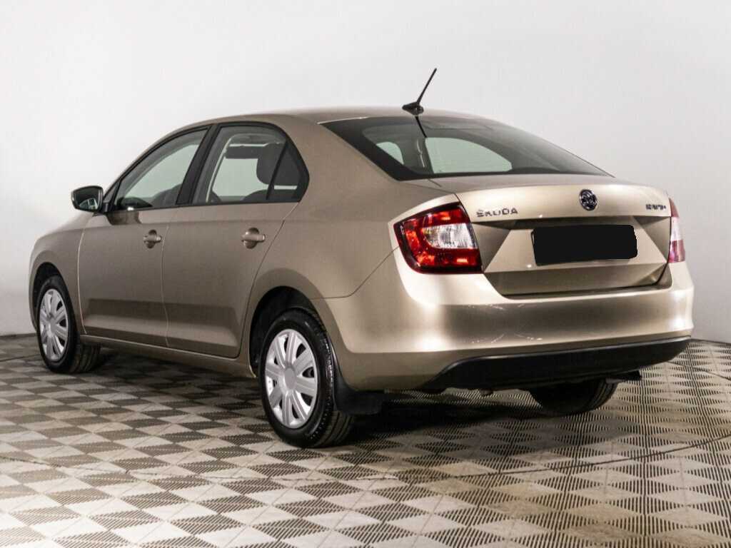 Купить Skoda Rapid с пробегом. Фото: #6