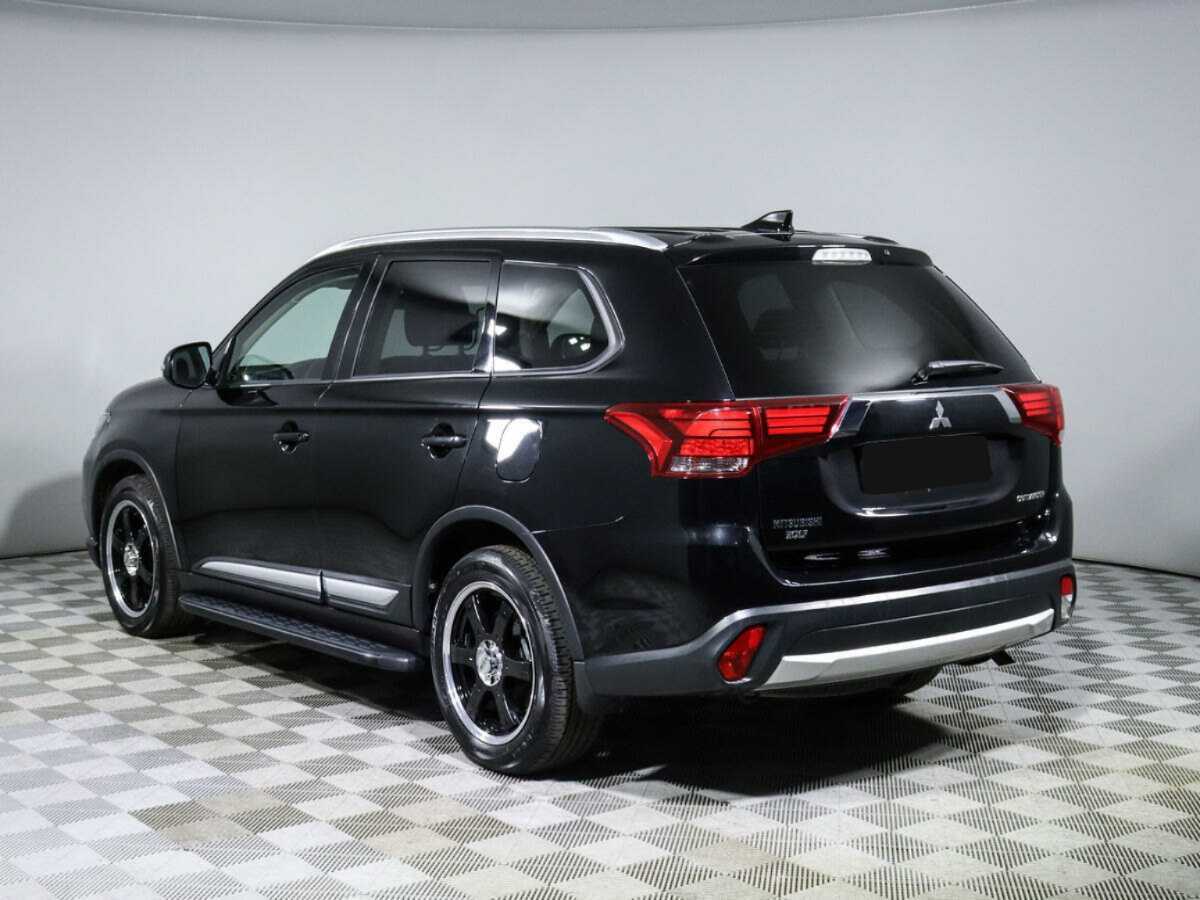 Купить Mitsubishi Outlander с пробегом. Фото: #5