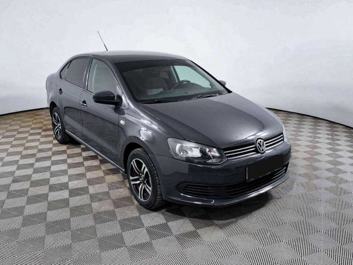 Купить Volkswagen Polo с пробегом. Фото: #2