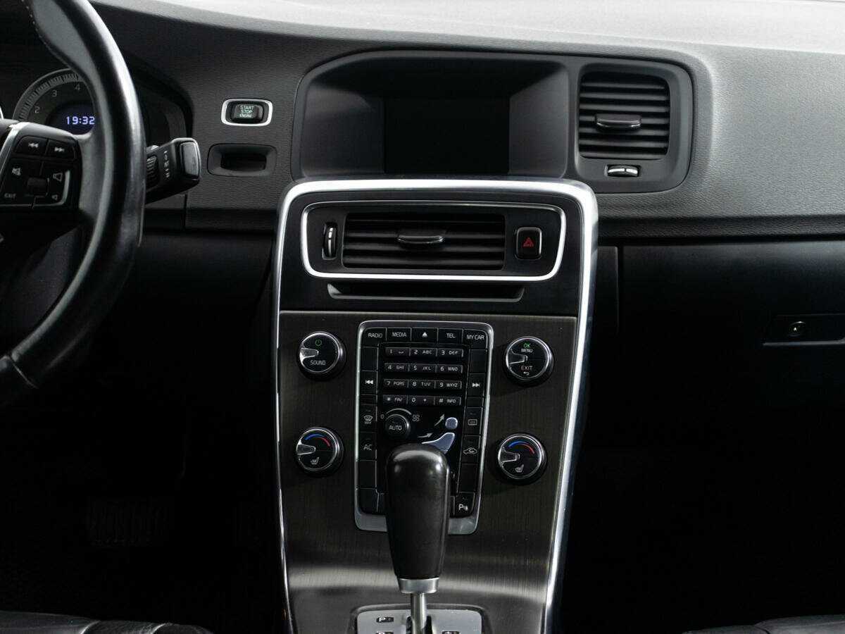 Купить Volvo S60 с пробегом. Фото: #13