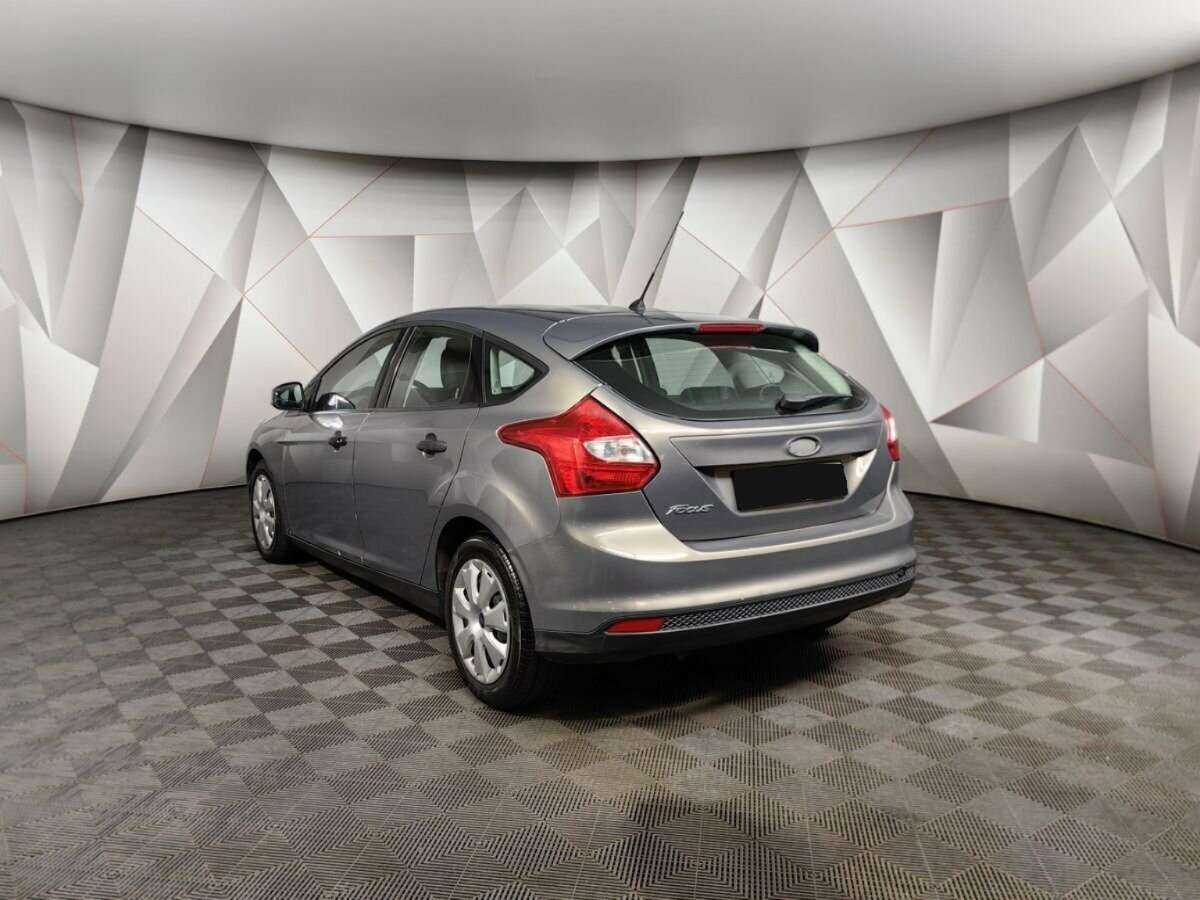 Купить Ford Focus с пробегом. Фото: #3