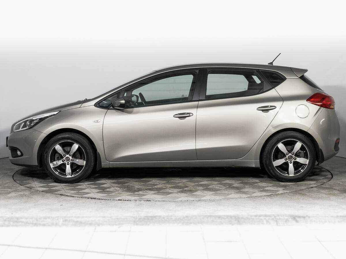 Купить Kia Ceed с пробегом. Фото: #7