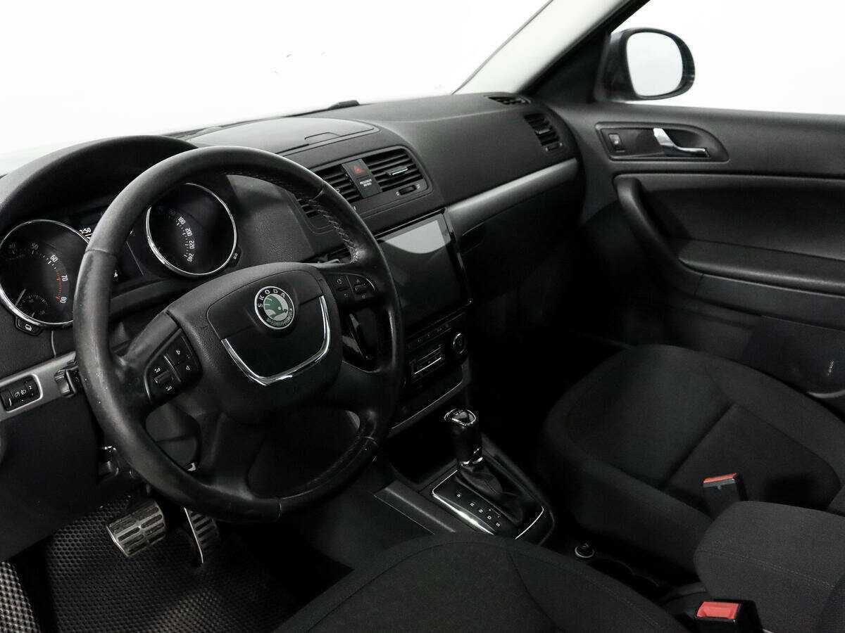Купить Skoda Yeti с пробегом. Фото: #8