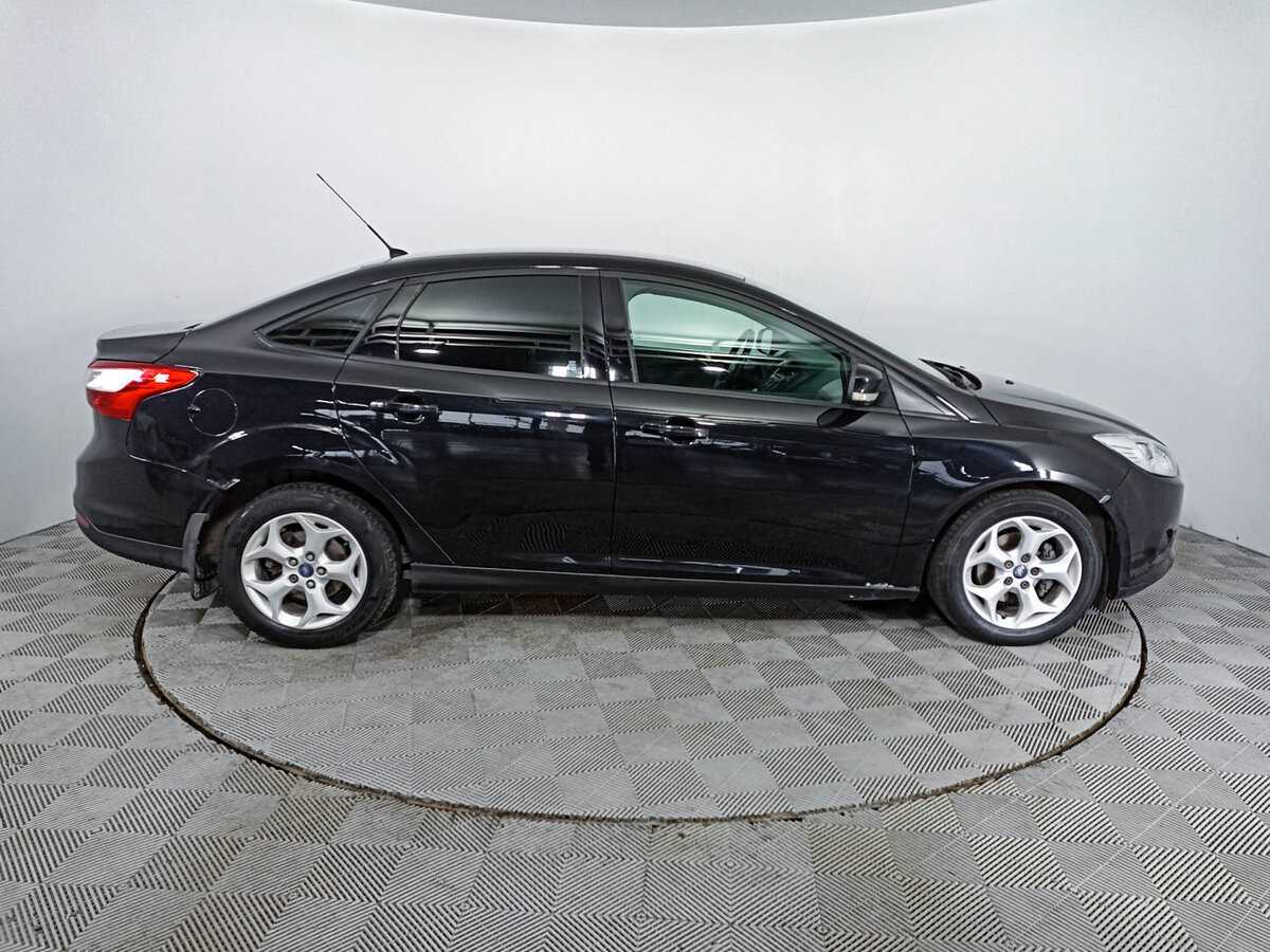 Купить Ford Focus с пробегом. Фото: #3