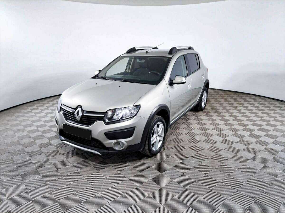 Купить Renault Sandero с пробегом. Посмотреть фото